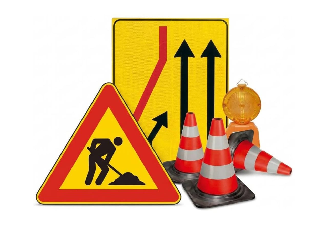 Road signage for filming area signalling