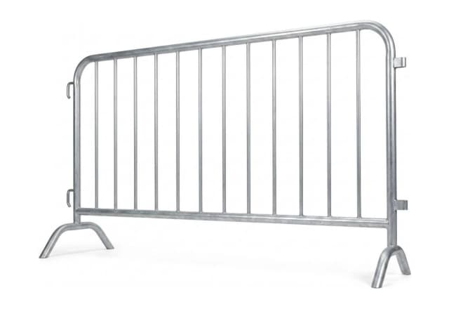 Steel barrier for set area delimitation
